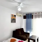 Cosy Studio In Torremolinos 43 M² With Balcony