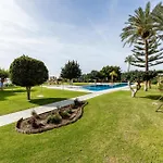 Malagasuite Glow Studio & Pool Torremolinos