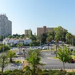 Hill apartment (6 pax) con piscina y padel