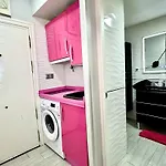 Luxury And Pink Vistasalmar