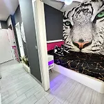 Centrico Luxury Pink