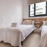 Beachside Escape With Parking And Pool Rems