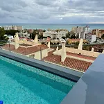 Delsol Villa - Modern Private Pool Villa Short Walk To Beach