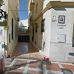 Las Arenas De La Carihuela