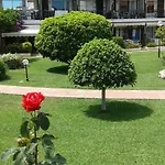 Carihuela park palace
