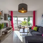 Luxury Duplex- 7 Minutes From The Beach
