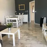 Moderno Apartamento Sin Piscina