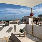 Lujoso Duplex En La Playa Con Vistas Al Mar