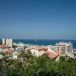 Bella Vista Luxury Apartment