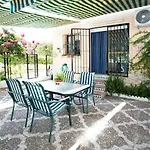 Monko - El Patio De La Bugambilla