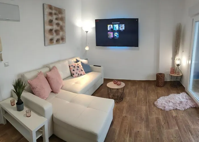 Bellevue Sea View Apartment By Namaste Elite