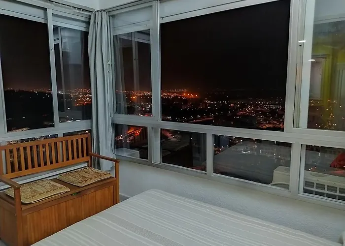 Apartamento En La Torre, La Colina