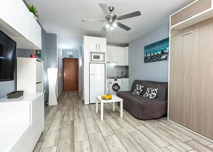 Piscinas - Wifi - Fire Stick Amazon - 10 Min Playa - 5 Min Centro - Recien Reformado