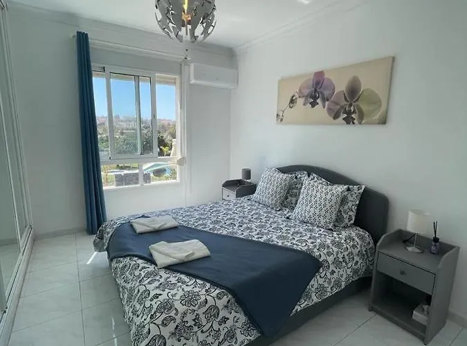 Stunning La Colina Torremolinos