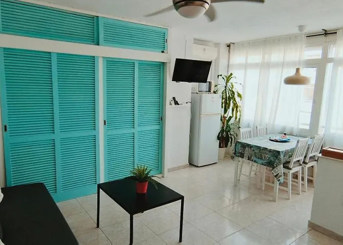 J&H Apartment