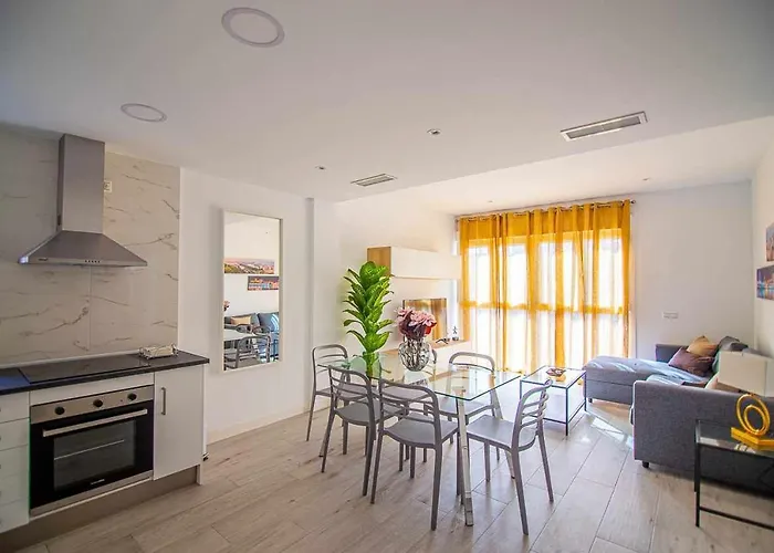 New Apartamento Centro De Torremolinos Con Parking