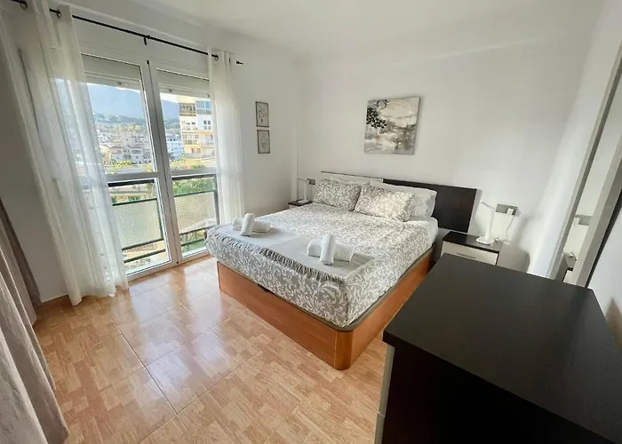 Cozy Aprt Los Caballos