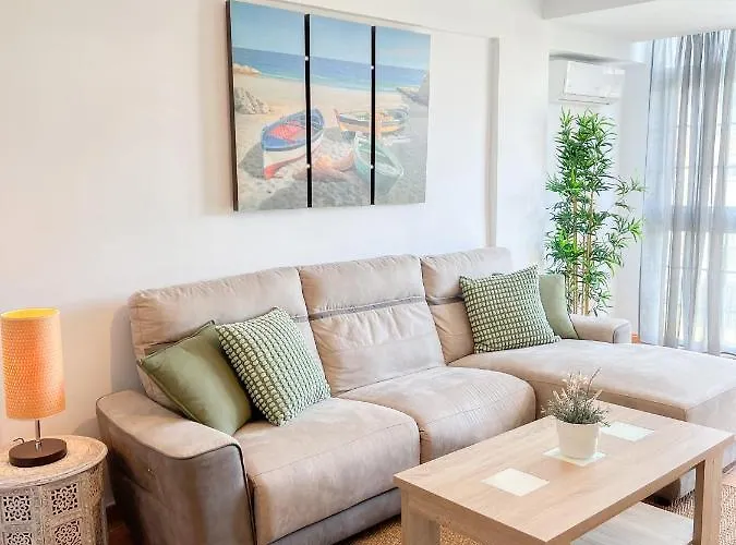 Spacious Apartment In The Center Of Torremolinos