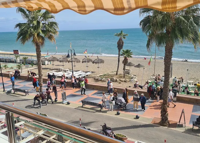 Roca Chica. Studio - First Line Beach