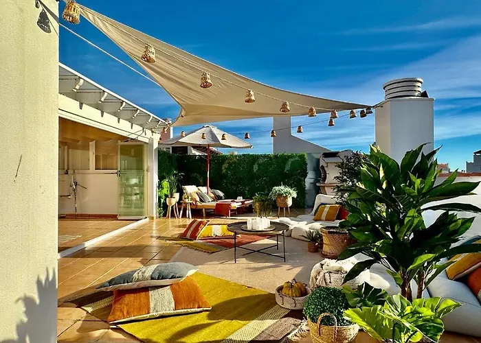 2 Bed Penthouse With Sea View