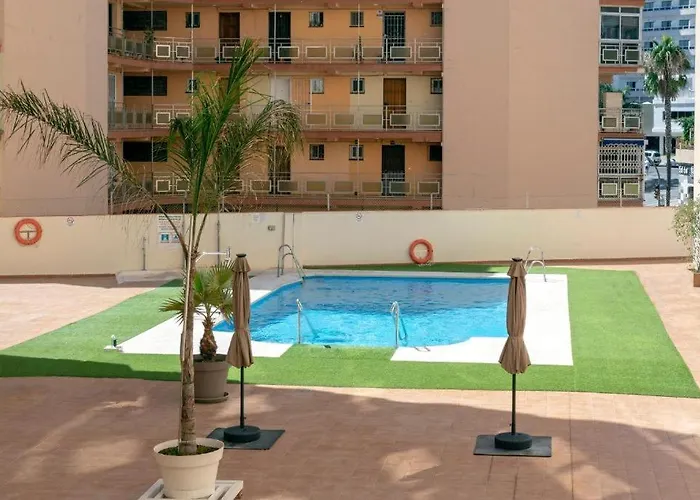 The Harmony Luxe Torremolinos City Center With Seasonal Pool Free Wifi And Netflix By Namaste Elite