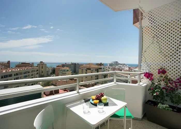 Monko Lovely, Quiet & Center Sea Views O