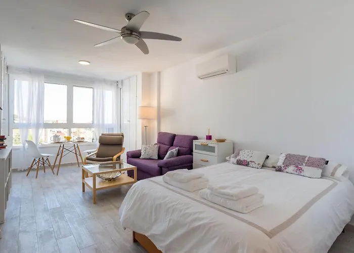 Torremolinos, Bonito Estudio En Calle Campillos