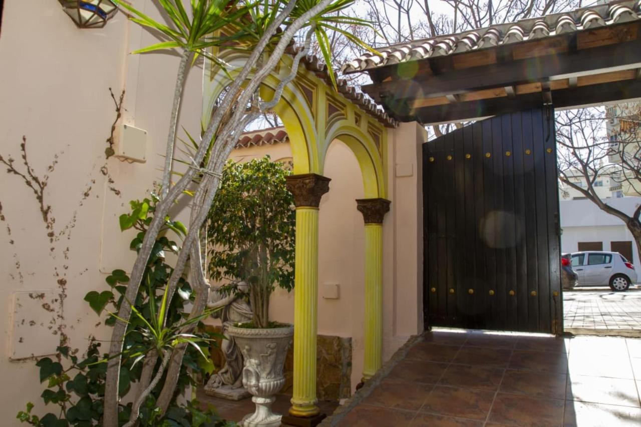 Chalet Fantastic 5 Mins Away From The By Easybnb Torremolinos