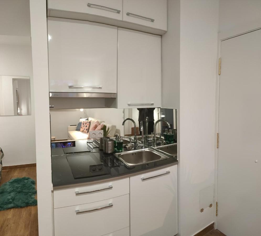 Bellevue Sea View By Namaste Elite Apartment