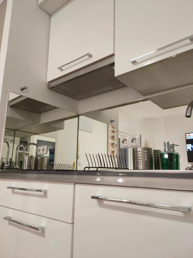 Bellevue Sea View By Namaste Elite Apartment