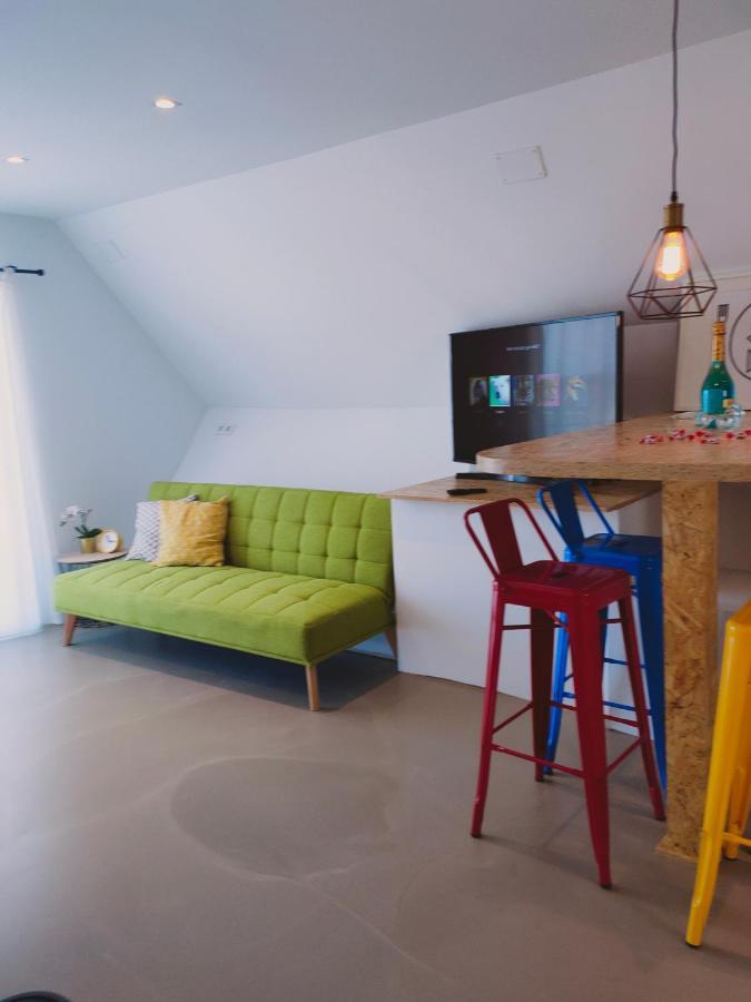 Hexagon By Namaste Elite Apartment