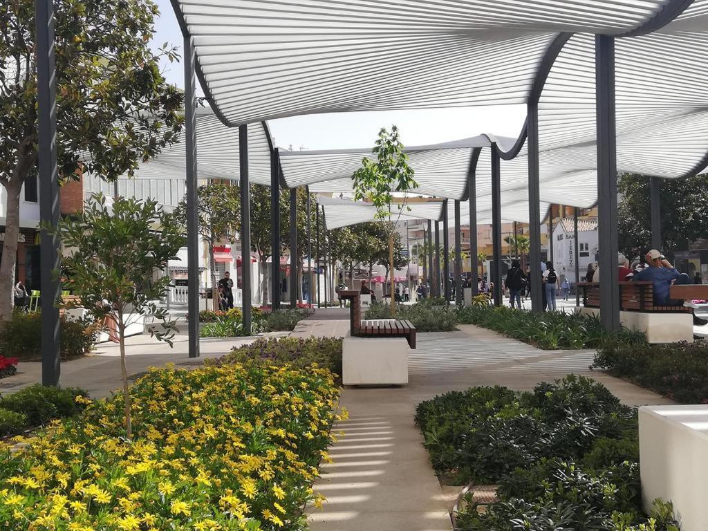 Precioso ático Con Terraza En Plaza De Andalucia Torremolinos