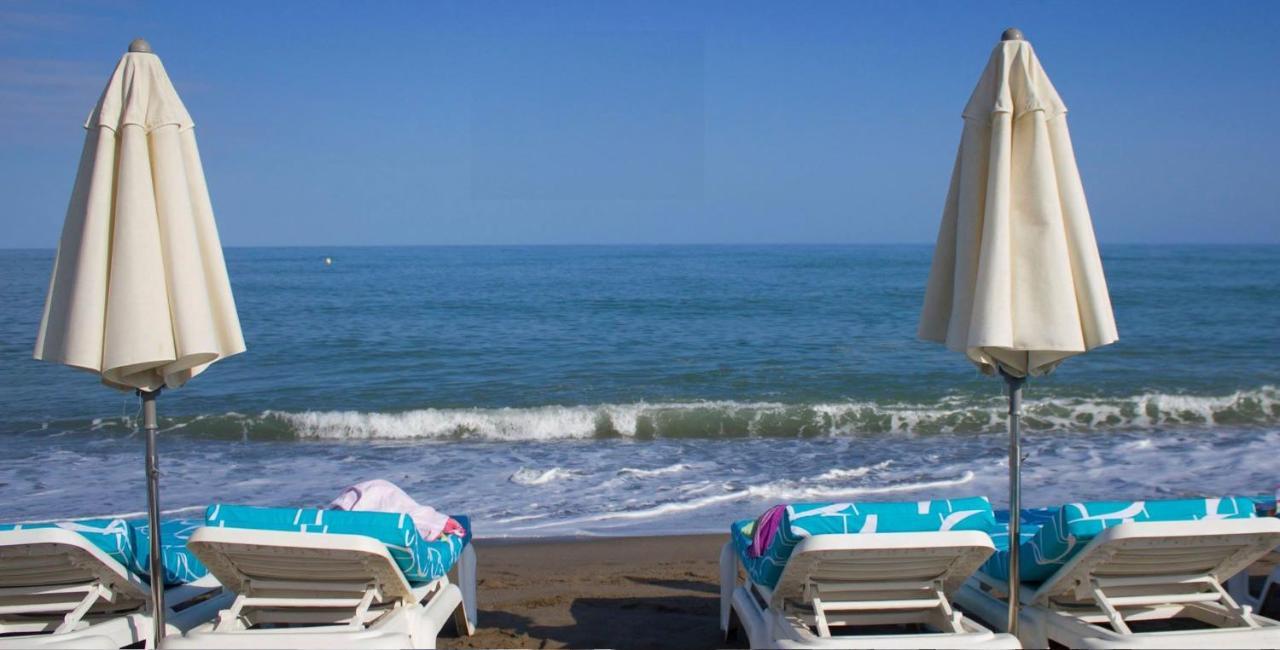 Apartamento Precioso ático Con Terraza En Plaza De Andalucia
