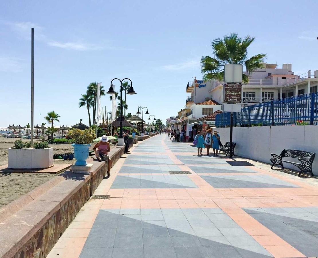 Precioso ático Con Terraza En Plaza De Andalucia Torremolinos