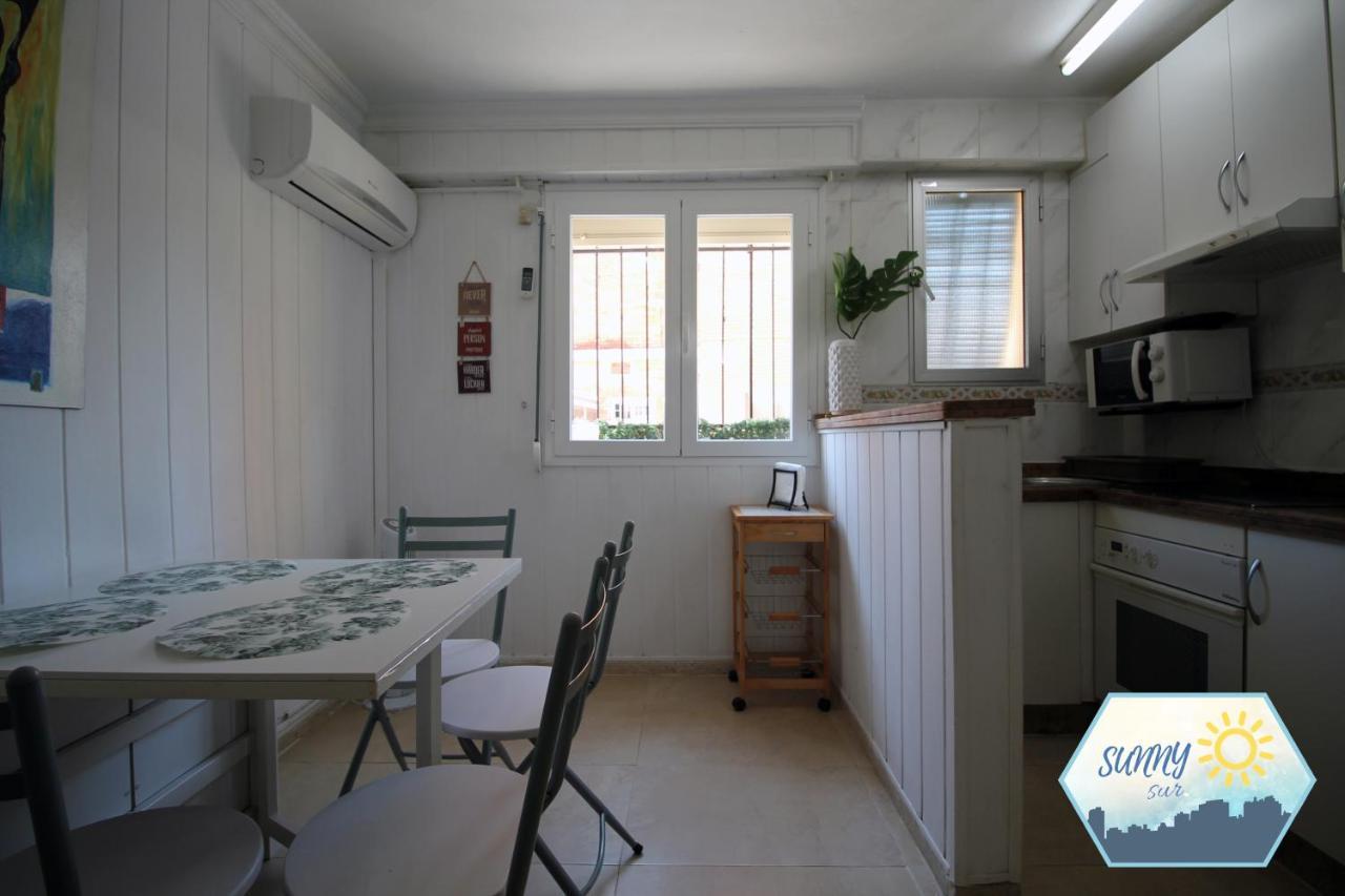 Sunny Los Alamos Apartment Torremolinos