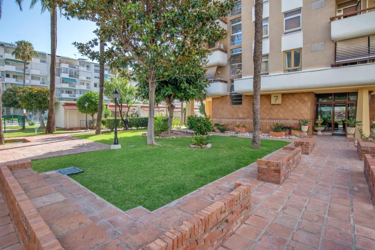 Aloha Amazing Sea Views At Carihuela Apartment Torremolinos