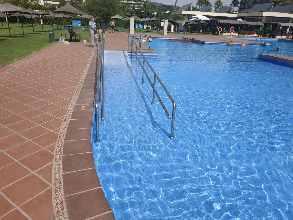 Luxury House 110 M2 On The Beach, Pool, Parking * Torremolinos