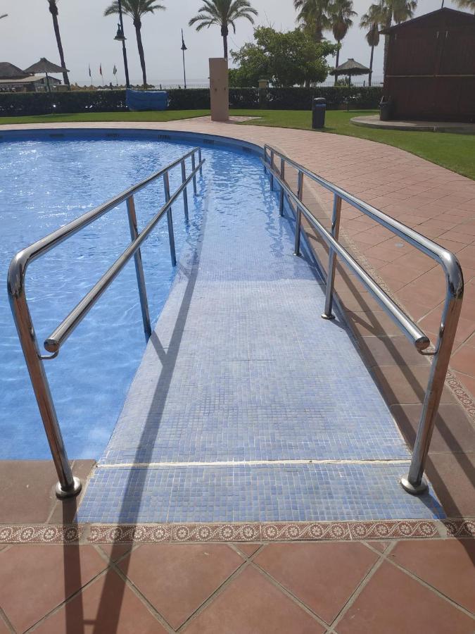 Luxury House 110 M2 On The Beach, Pool, Parking Torremolinos
