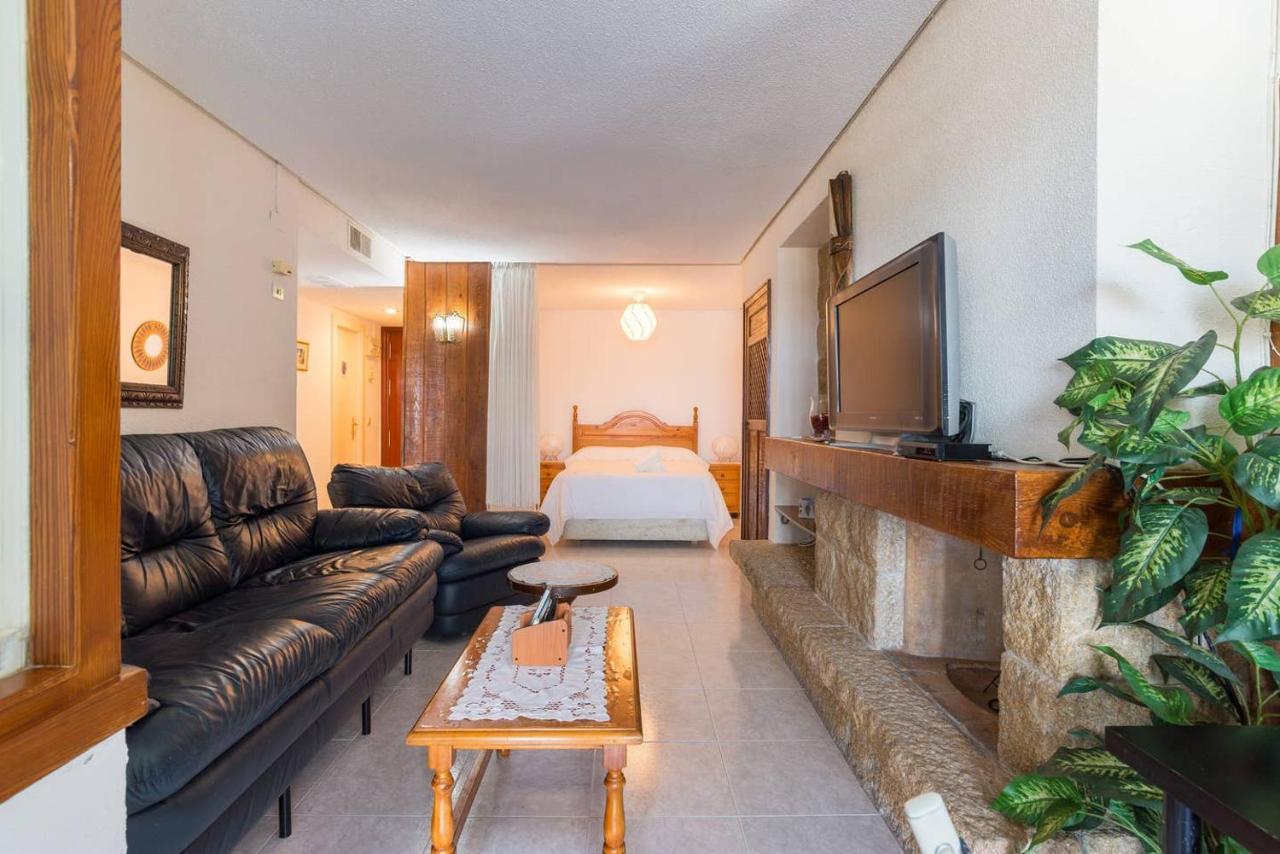 Apartment La Nogalera 2 Dormitorios - Wifi - Piscinas - Terraza Con Vistas Al Mar *