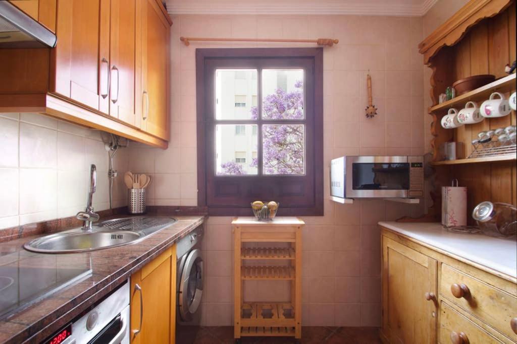 Pueblo Blanco Casa Del Loro Torremolinos