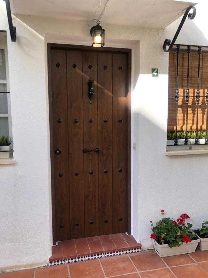 Vakantiehuis El Cortijuelo. Magnificent Triplex Terraced House With Rooftop Of 18m2, Overlooking The Sea. Parking