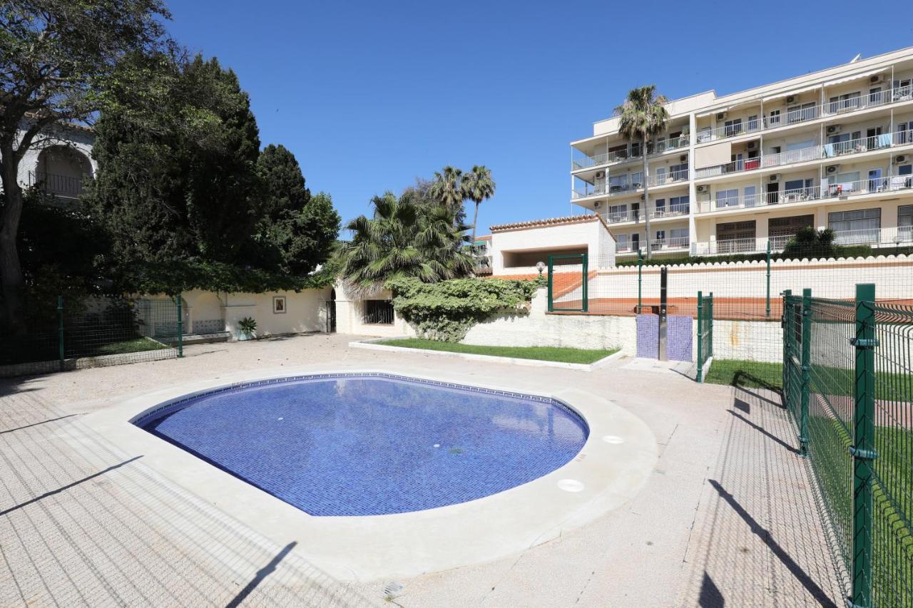 071 - Beachside Studio Perfect For A Family Getaway Torremolinos