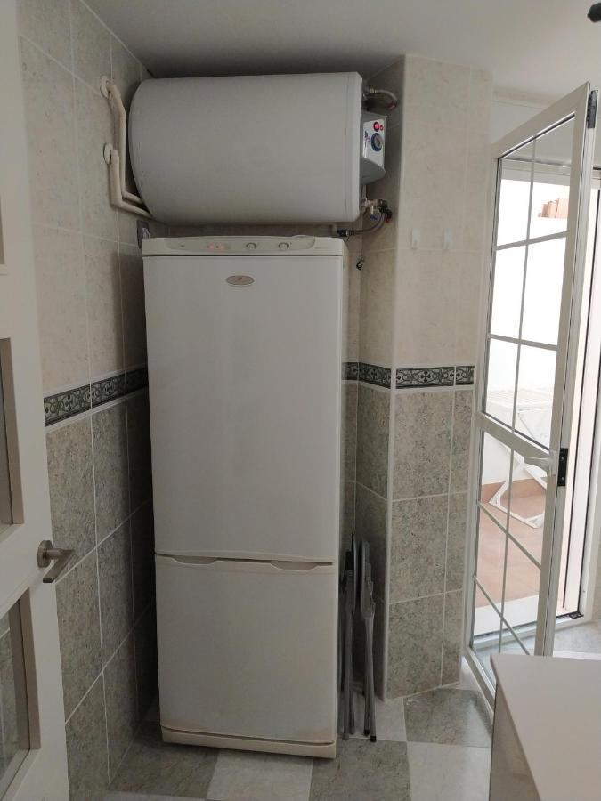 Apartment La Carihuela, 1ª Linea, Playa, Fire Stick Amazon, Parking, 2 Dorm, 5 Pers *