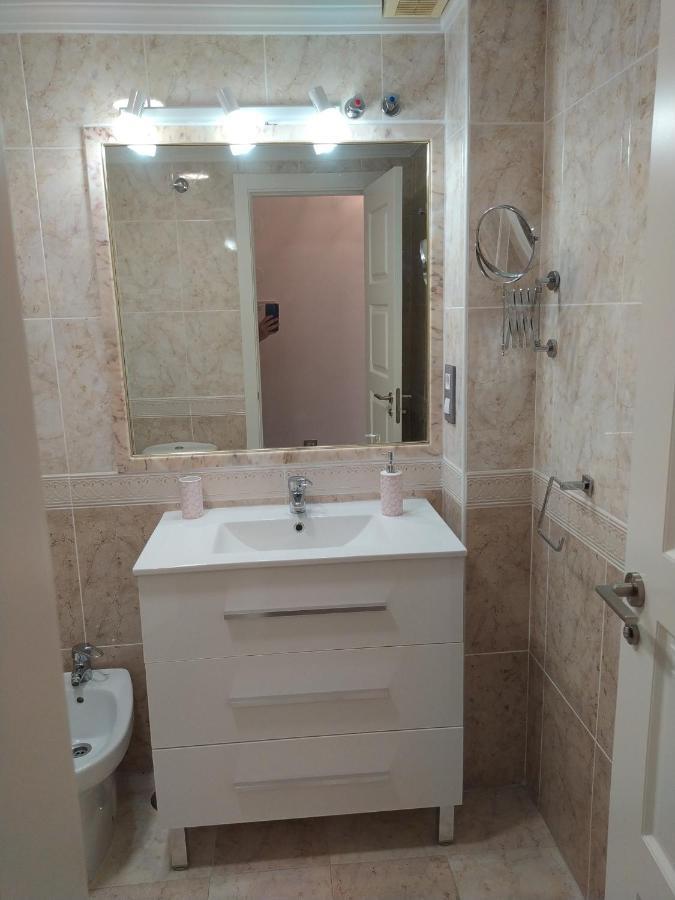 La Carihuela, 1ª Linea, Playa, Fire Stick Amazon, Parking, 2 Dorm, 5 Pers Torremolinos