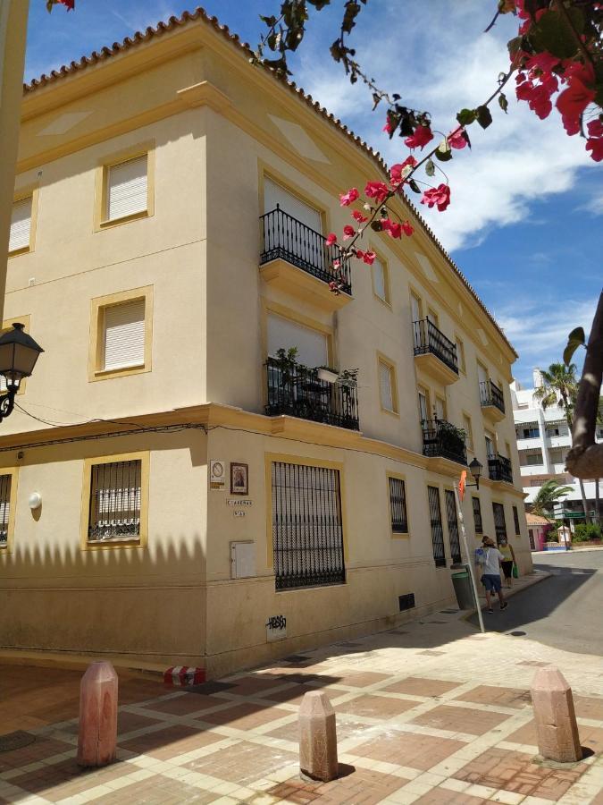 Apartment La Carihuela, 1ª Linea, Playa, Fire Stick Amazon, Parking, 2 Dorm, 5 Pers Torremolinos