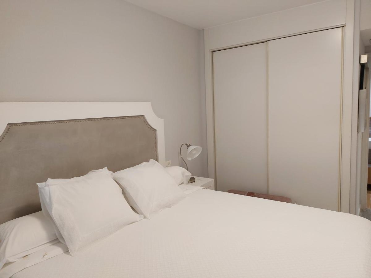 Rent4 Malaga Bajondillo Playa Ii * Torremolinos