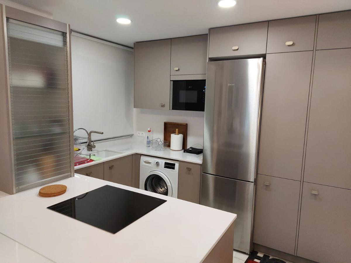 Rent4 Malaga Bajondillo Playa Ii