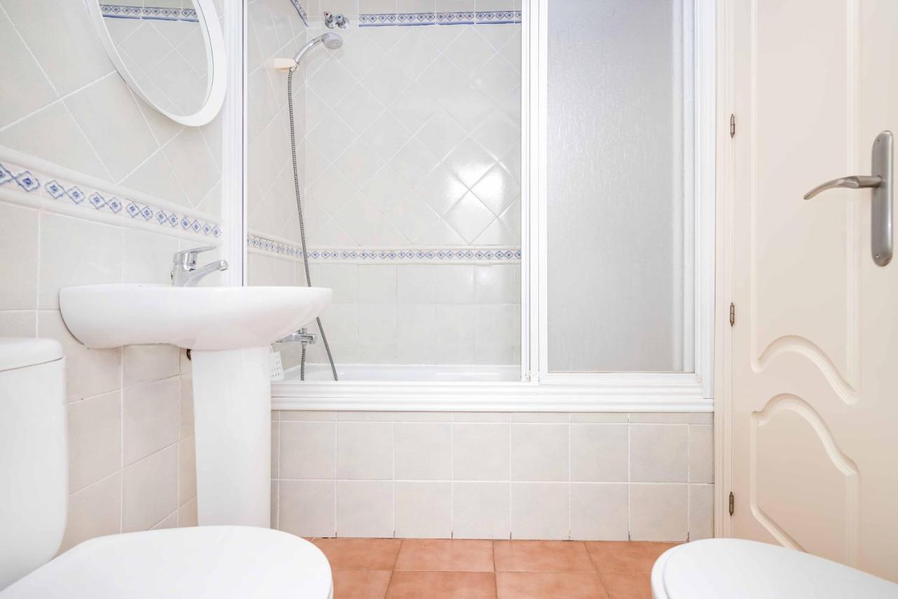 Apartment Bhost - La Carihuela Perros Torremolinos