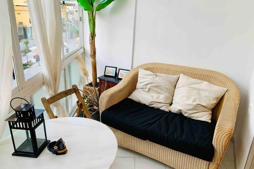 Begona Center 231 By Namaste Elite *