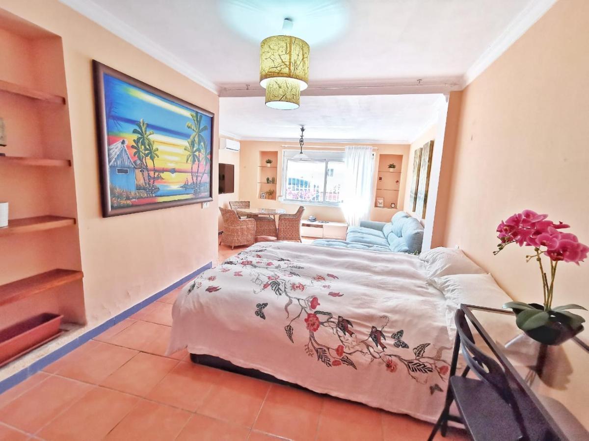 Carihuela * Torremolinos